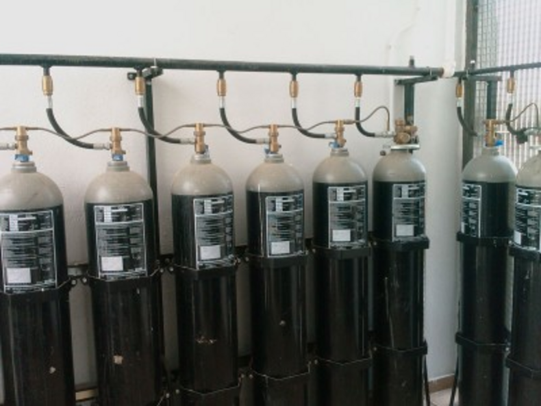 Батарея газового пожаротушения LPG с контролем веса (СО2)